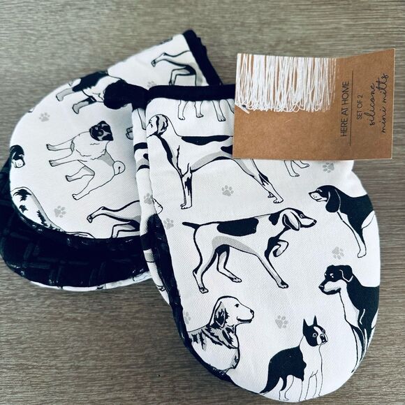 Dog Print Black White Kitchen Dish Towels Oven Mitts Set - Picture 4 of 7